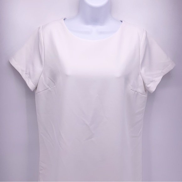 NEW Lulu’s White Short Sleeve Mini Dress Size Small - Picture 2 of 10